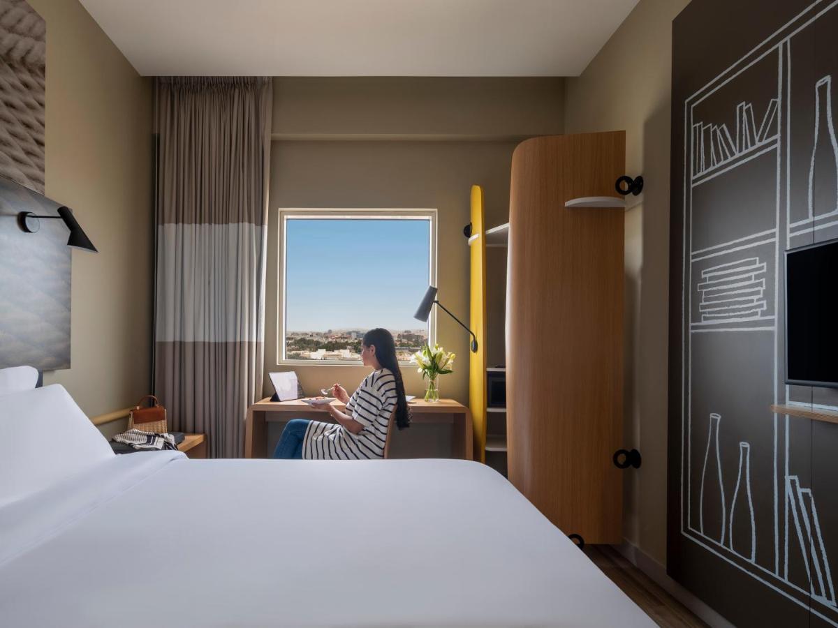 Hotel Ibis Jeddah Malik Road Esterno foto