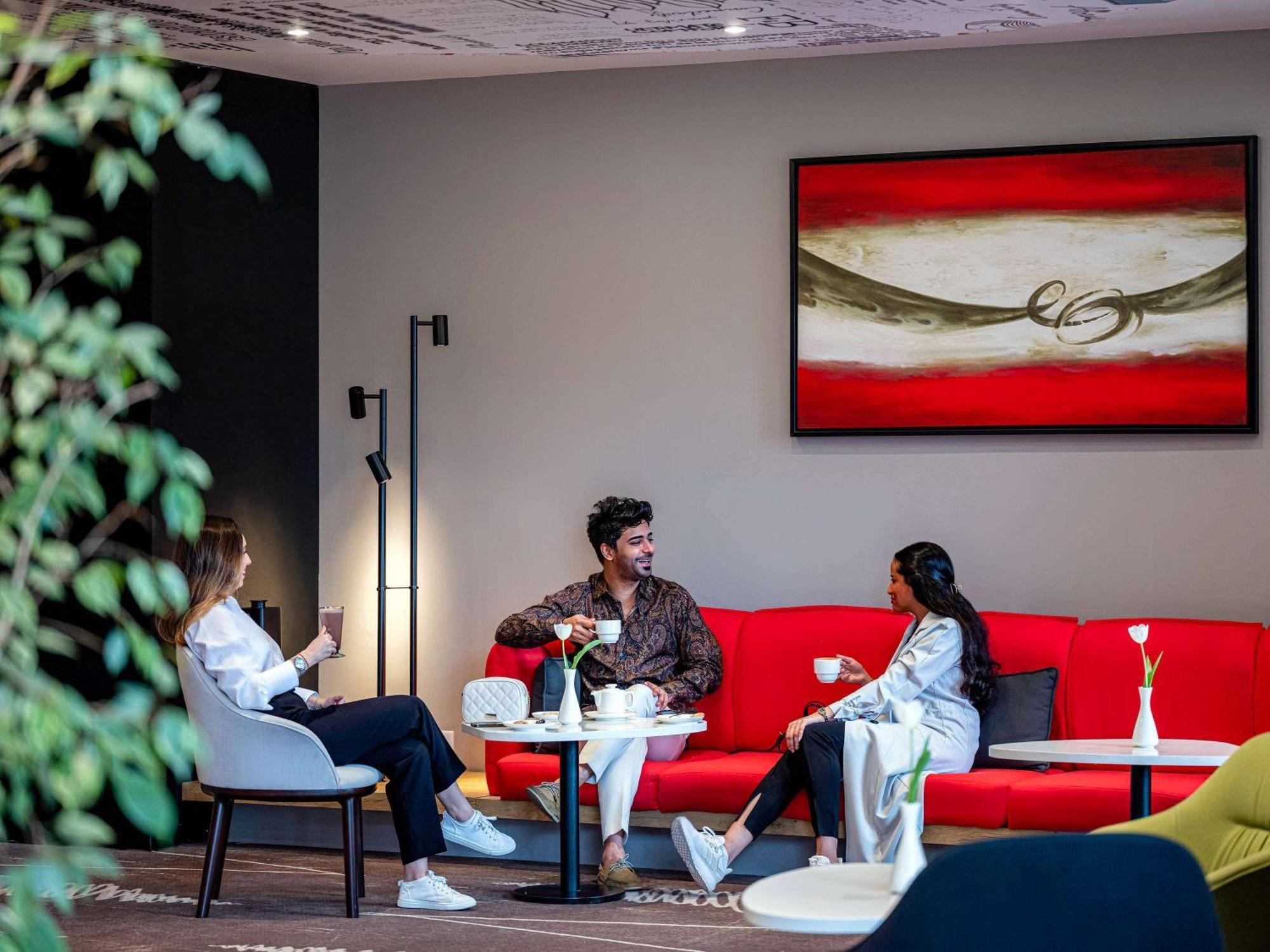 Hotel Ibis Jeddah Malik Road Esterno foto